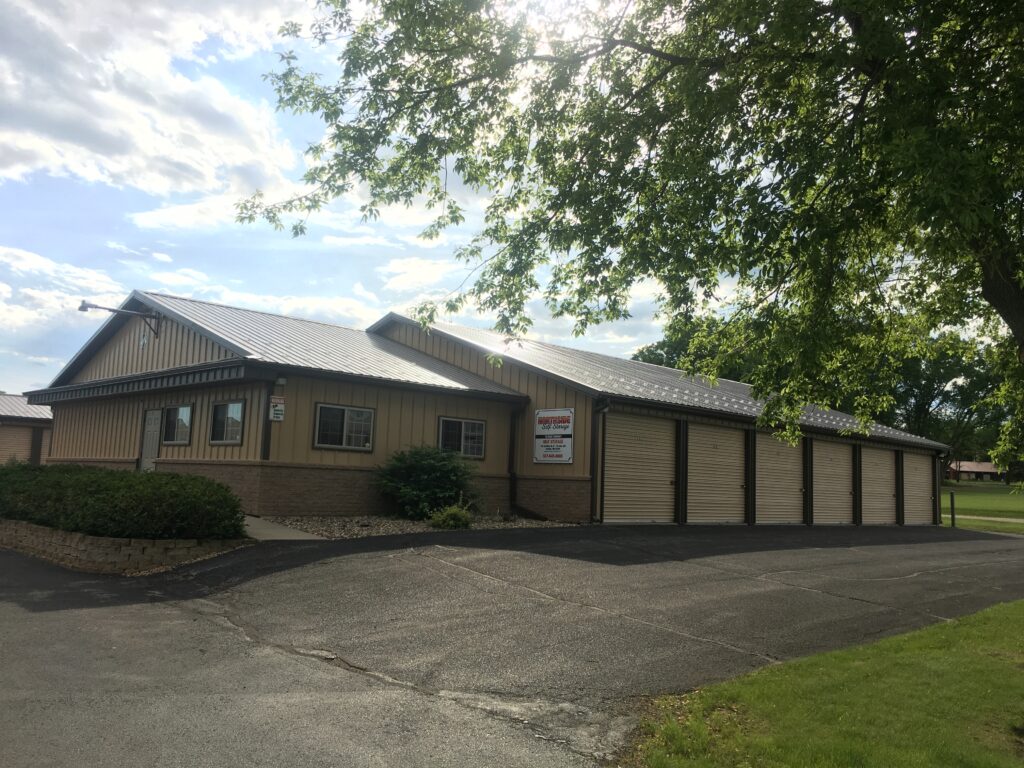 Northside Self Storage is a storage unit rental company located on the north side of Northfield, MN providing a variety of self storage options to Northfield, MN and all surrounding areas.