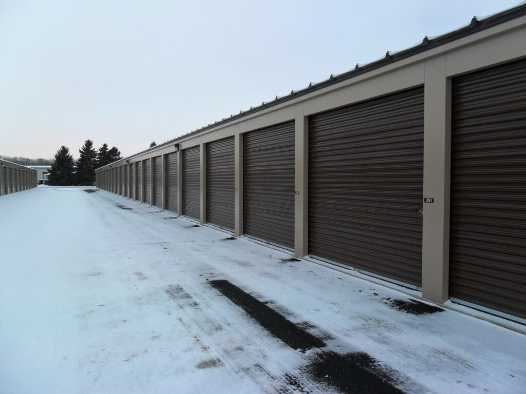 Self Storage Dundas provides year-round access to the multiple storage unit facility locations across the Dundas and Northfield, Minnesota areas as well as all surrounding areas.