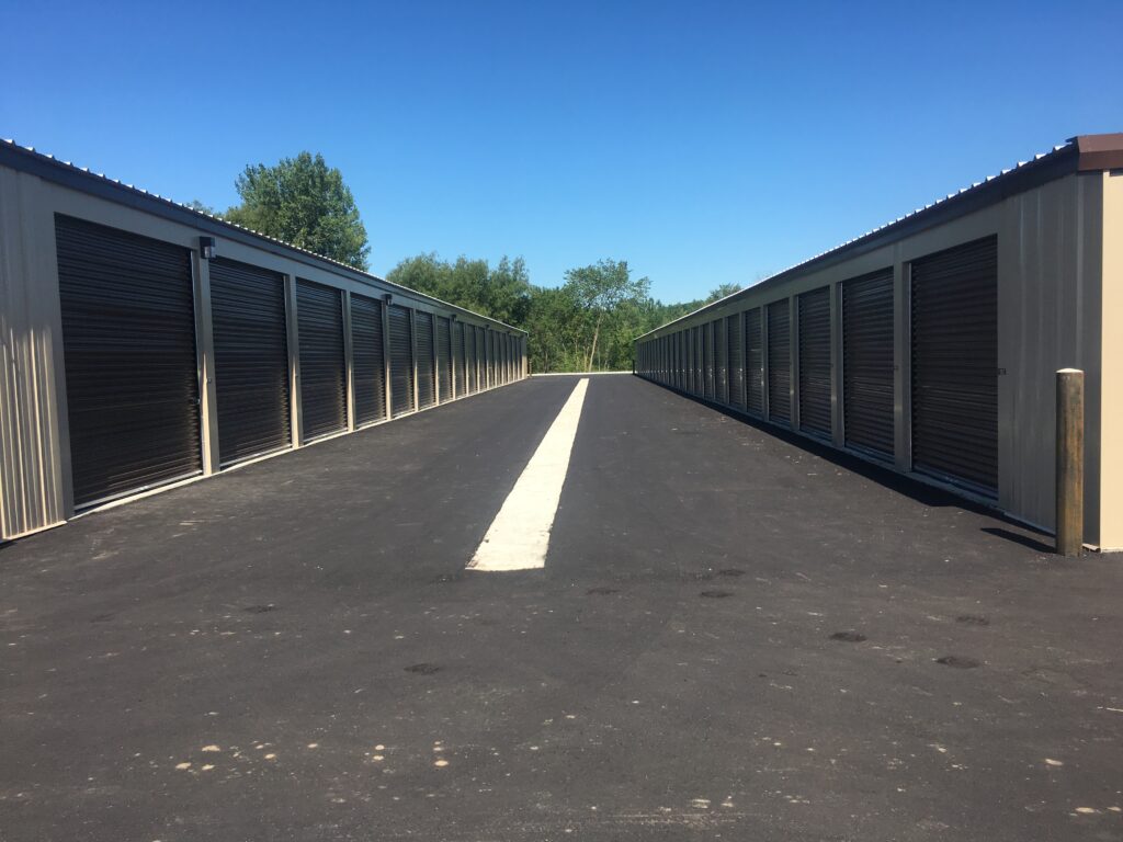 Located in southern Northfield, MN, Self Storage Dundas has several locations in the Dundas and Northfield areas, providing a variety of sizes of storage units to suit almost any self storage need.